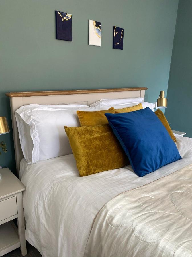 The Cosy Cabin By The Shore Galway Ngoại thất bức ảnh